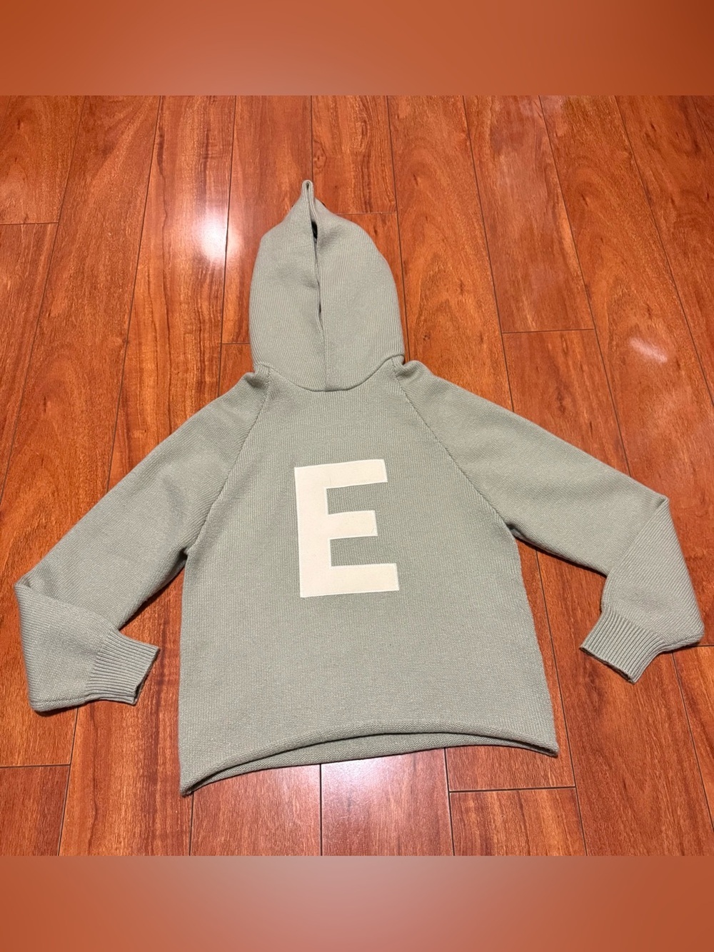 Essentials Kids Hooded Sweater with E Graphic - Sage sise small